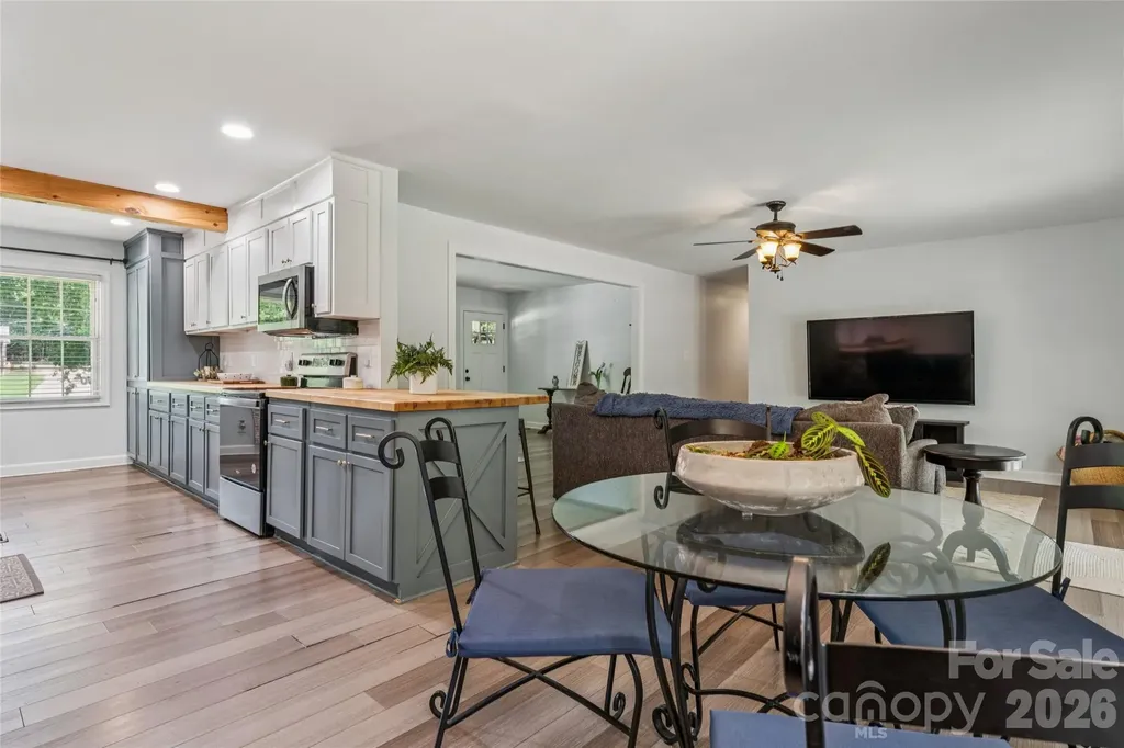 8420 Wilson Woods Drive Charlotte NC 28227