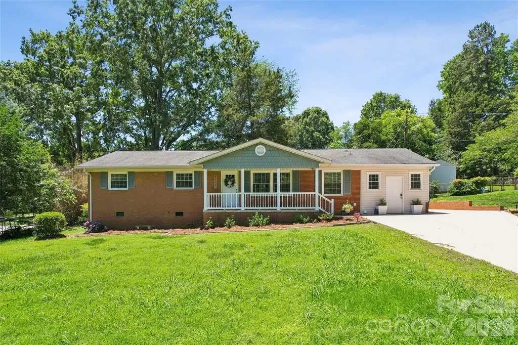 8420 Wilson Woods Drive Charlotte NC 28227