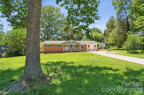 8420 Wilson Woods Drive Charlotte NC 28227