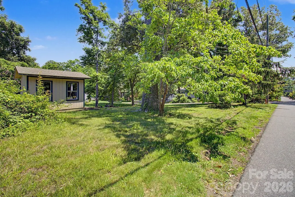 99999 College Crescent Weaverville NC 28787