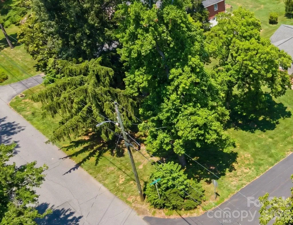 99999 College Crescent Weaverville NC 28787