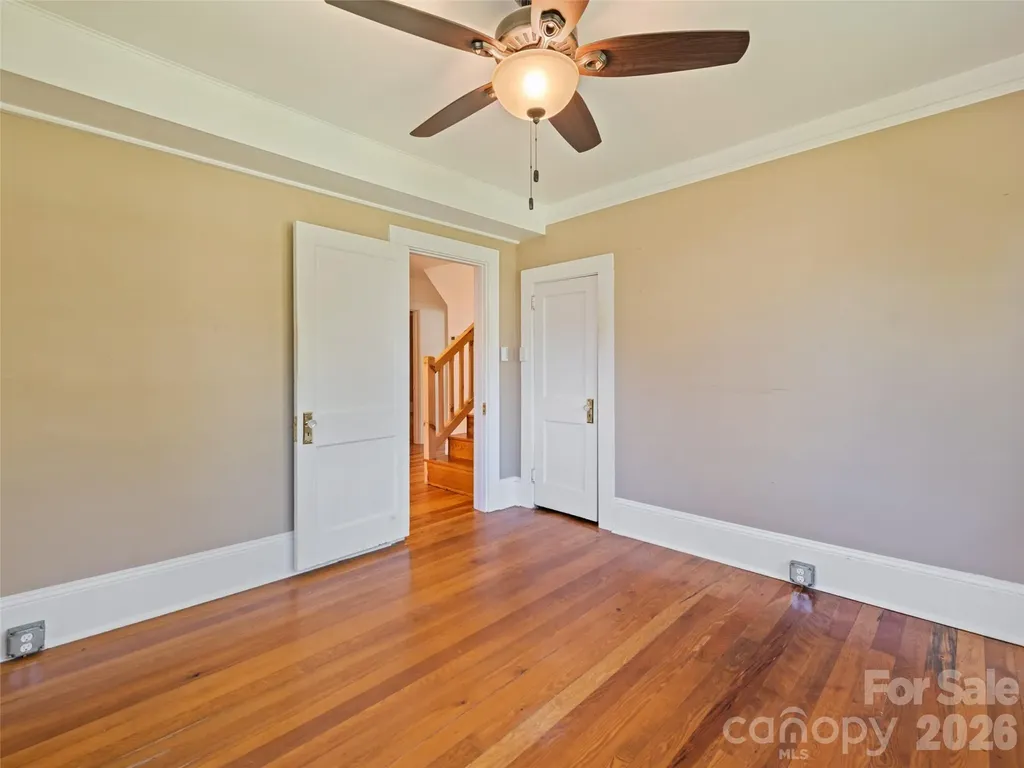 40 Avery Street Waynesville NC 28786