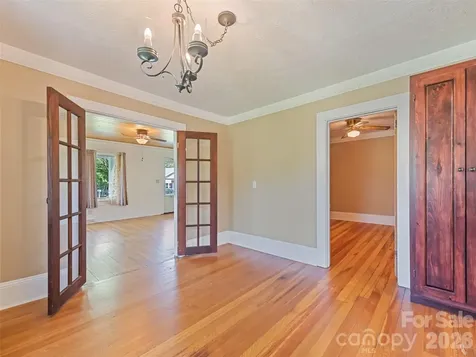 40 Avery Street Waynesville NC 28786