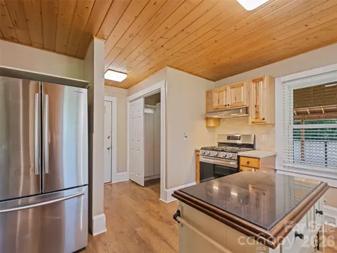40 Avery Street Waynesville NC 28786