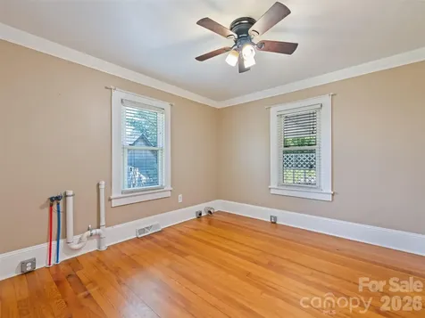 40 Avery Street Waynesville NC 28786