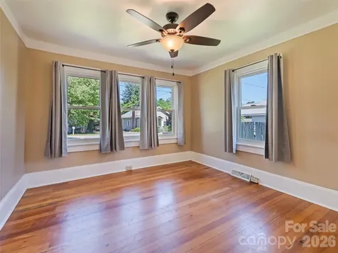 40 Avery Street Waynesville NC 28786