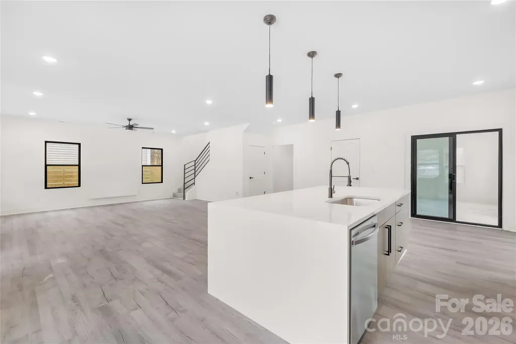 5113 Banfshire Road Charlotte NC 28215