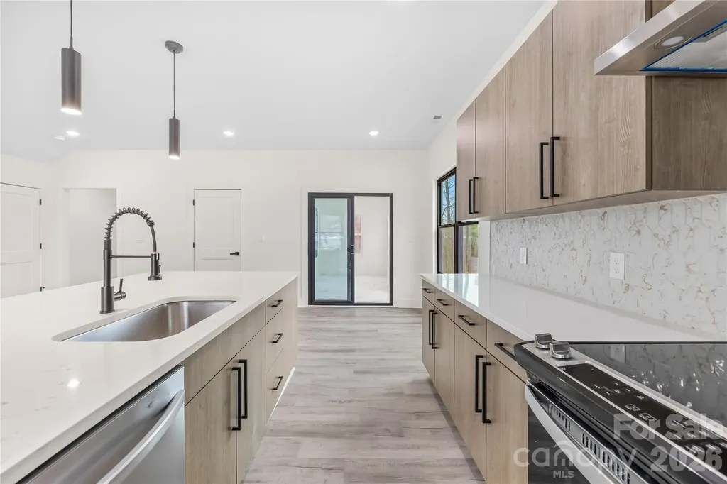 5113 Banfshire Road Charlotte NC 28215