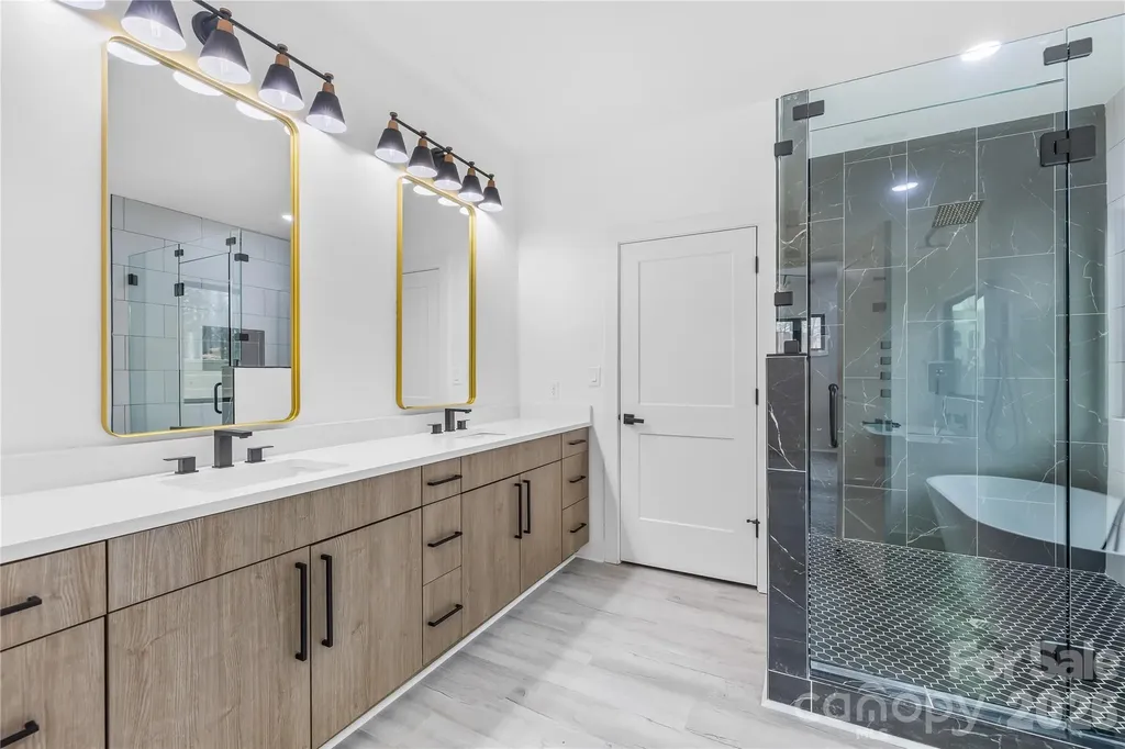 5113 Banfshire Road Charlotte NC 28215
