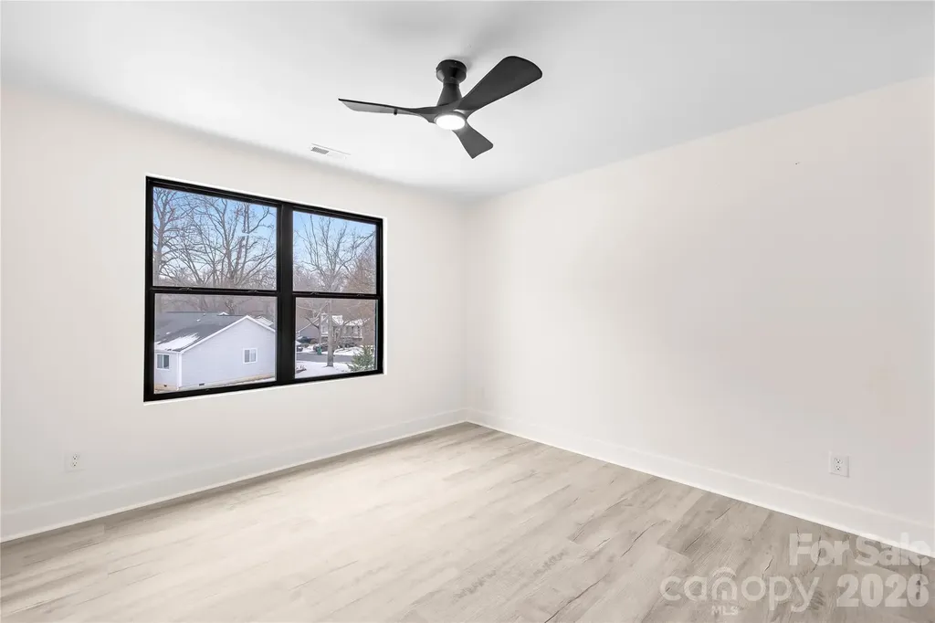 5113 Banfshire Road Charlotte NC 28215