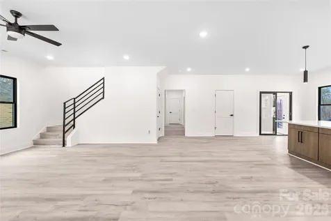 5113 Banfshire Road Charlotte NC 28215