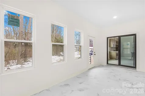 5113 Banfshire Road Charlotte NC 28215