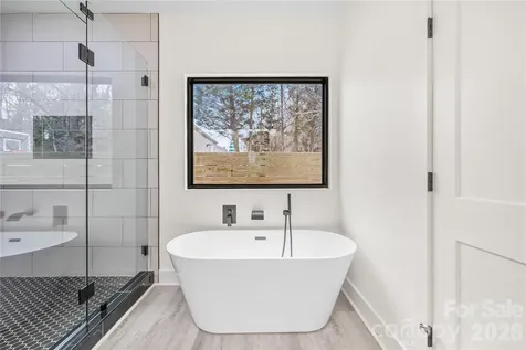5113 Banfshire Road Charlotte NC 28215