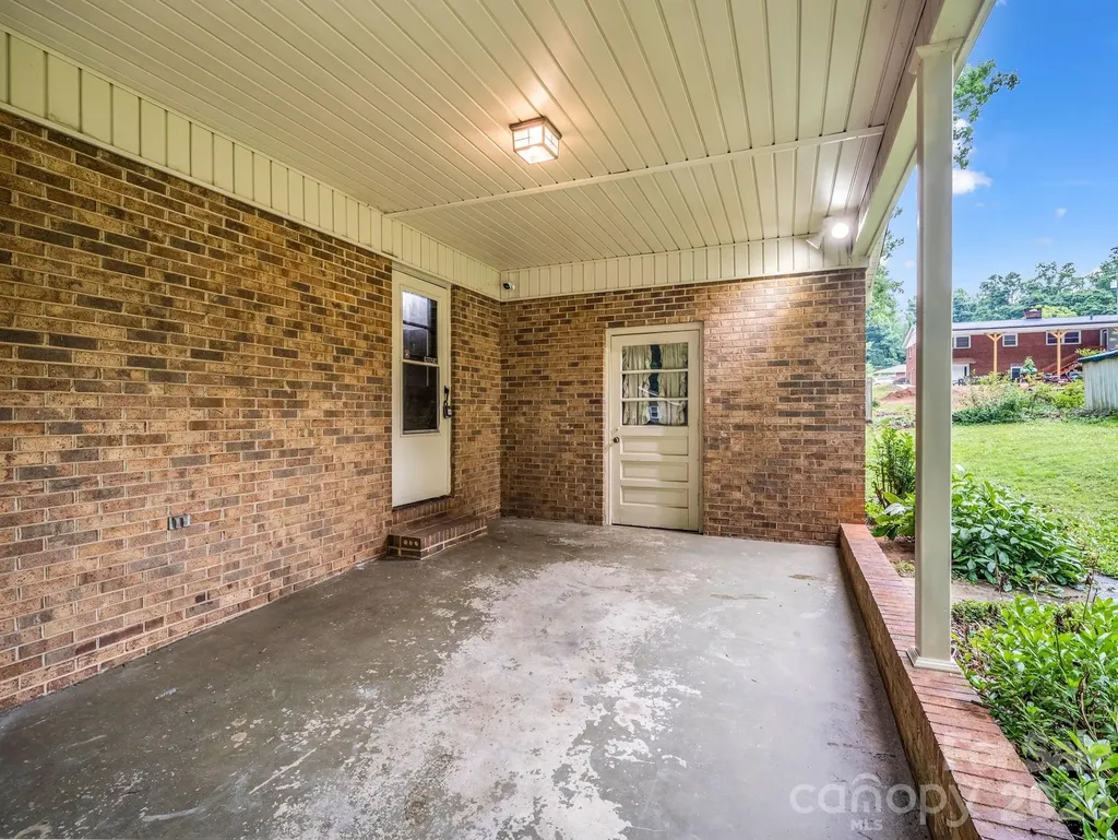 803 Brittain Drive Shelby NC 28150