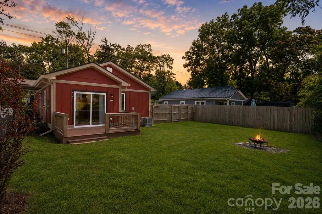 166 Outland Avenue Brevard NC 28712