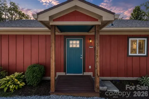 166 Outland Avenue Brevard NC 28712