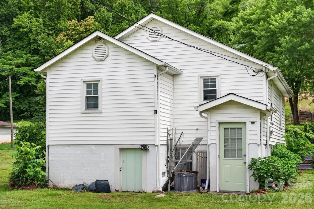 1327 Hwy 268 Highway Lenoir NC 28645