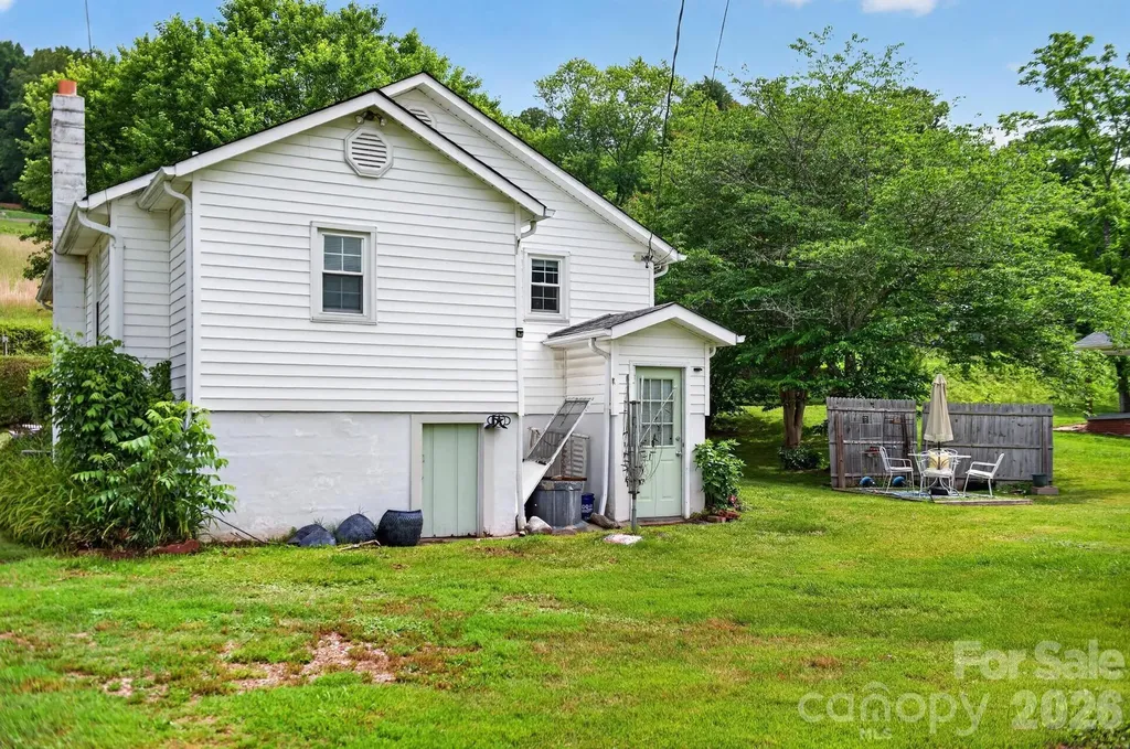 1327 Hwy 268 Highway Lenoir NC 28645