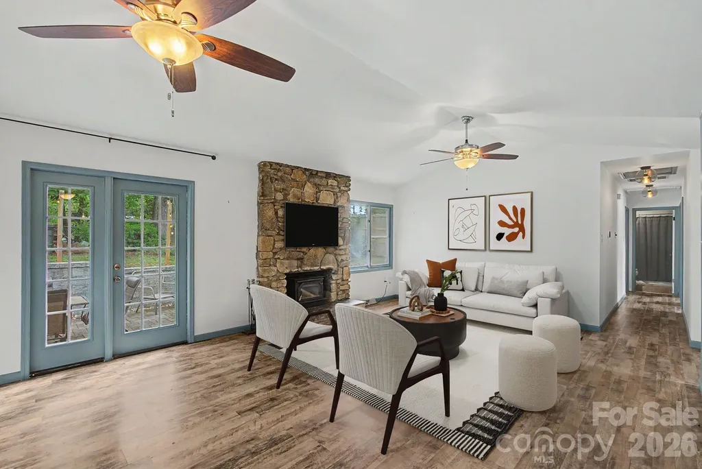 21 Glen Meadows Road Arden NC 28704