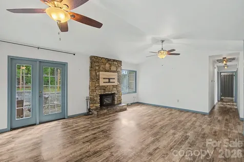 21 Glen Meadows Road Arden NC 28704