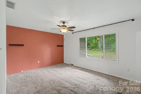 21 Glen Meadows Road Arden NC 28704