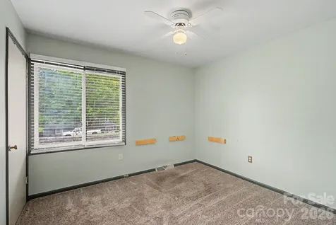 21 Glen Meadows Road Arden NC 28704