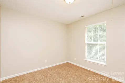 5008 Deerton Road Charlotte NC 28269