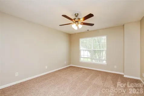 5008 Deerton Road Charlotte NC 28269