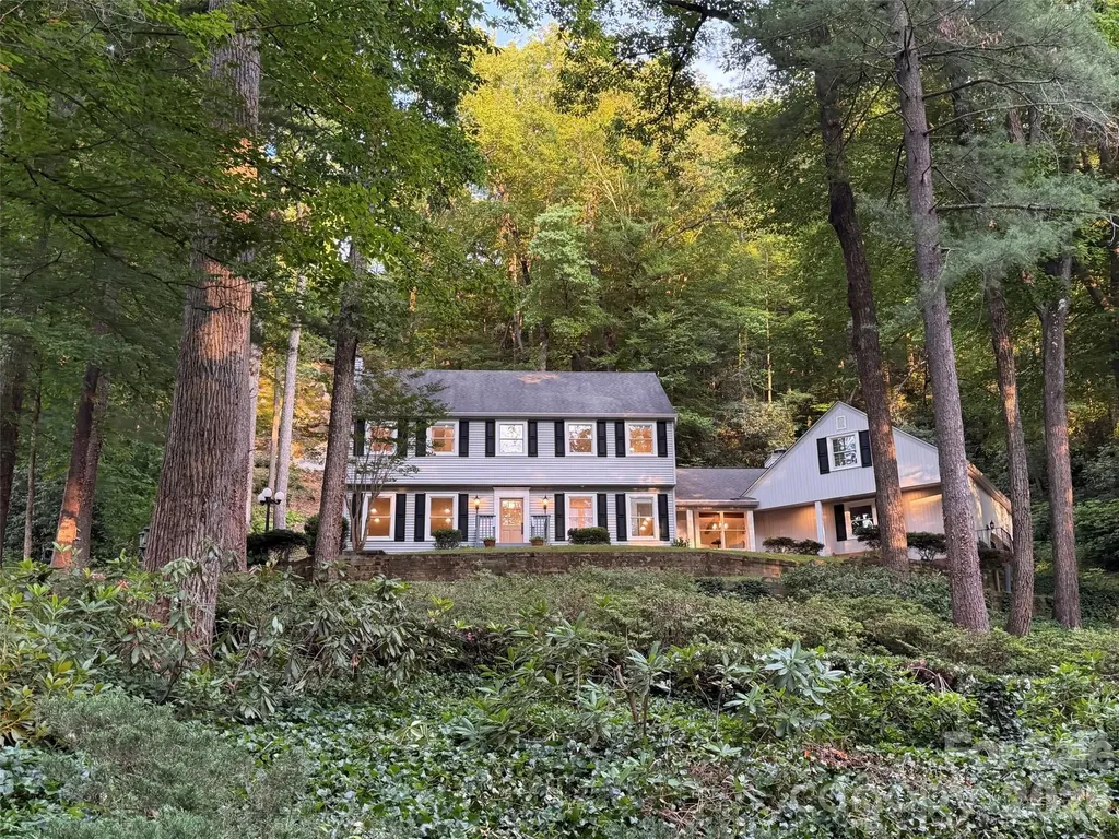 212 Estate Drive Hendersonville NC 28739