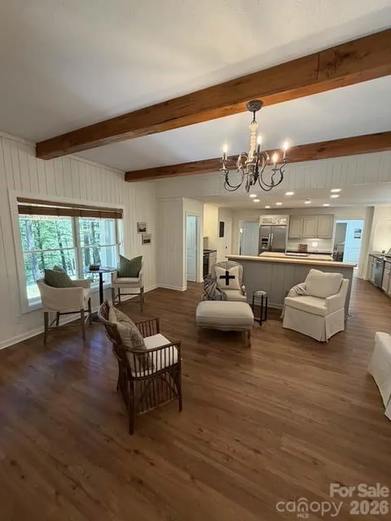 212 Estate Drive Hendersonville NC 28739