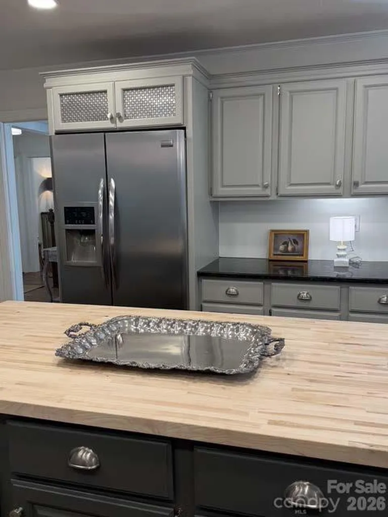 212 Estate Drive Hendersonville NC 28739