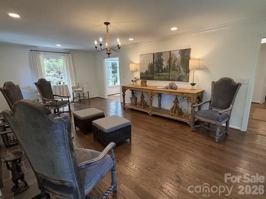 212 Estate Drive Hendersonville NC 28739