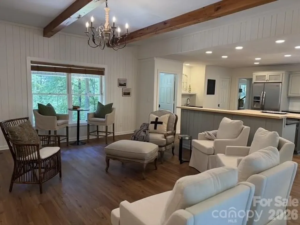 212 Estate Drive Hendersonville NC 28739