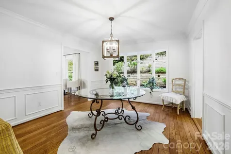 212 Estate Drive Hendersonville NC 28739