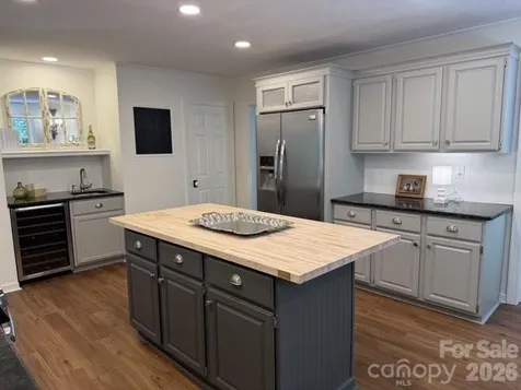 212 Estate Drive Hendersonville NC 28739