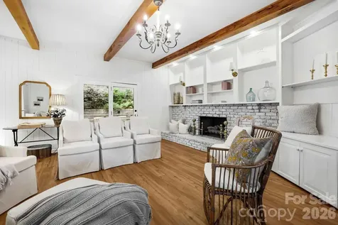 212 Estate Drive Hendersonville NC 28739