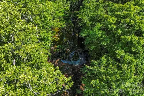 212 Estate Drive Hendersonville NC 28739