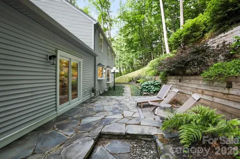 212 Estate Drive Hendersonville NC 28739