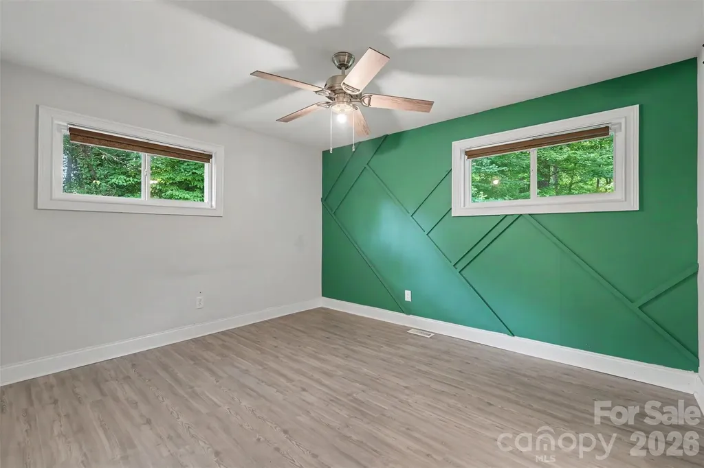 7048 Delta Lake Drive Charlotte NC 28215