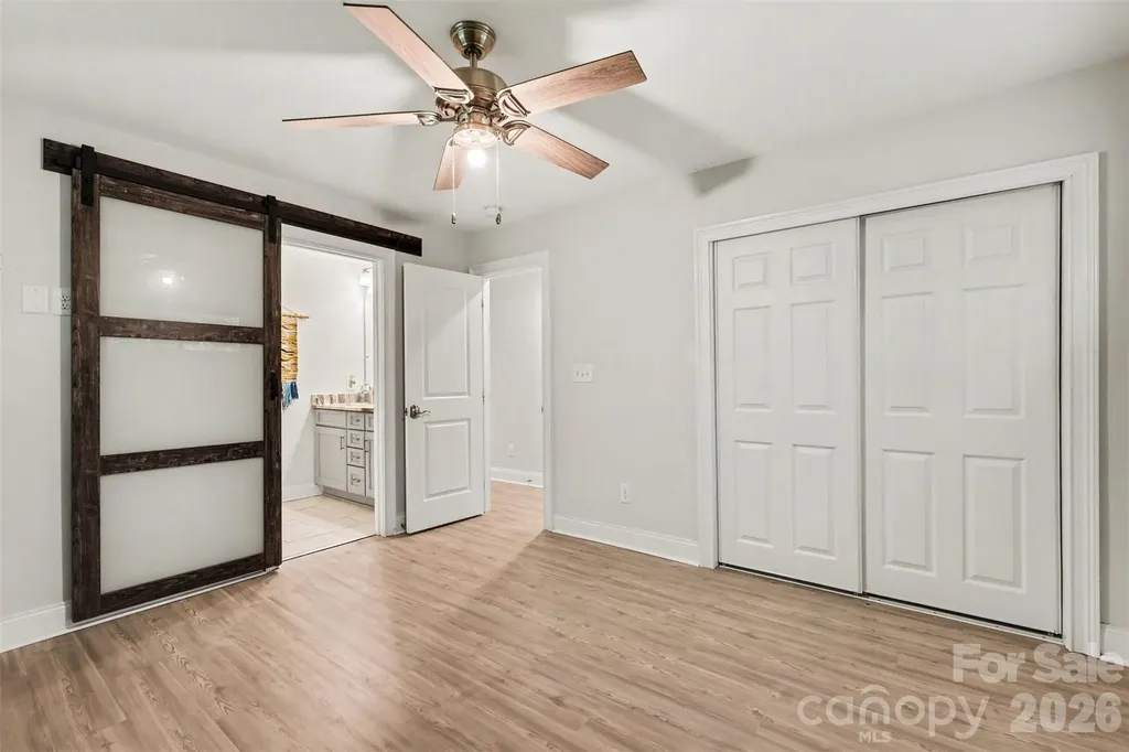 7048 Delta Lake Drive Charlotte NC 28215