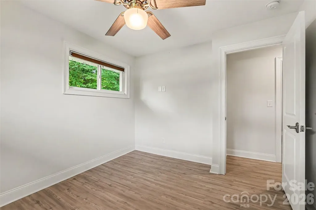 7048 Delta Lake Drive Charlotte NC 28215