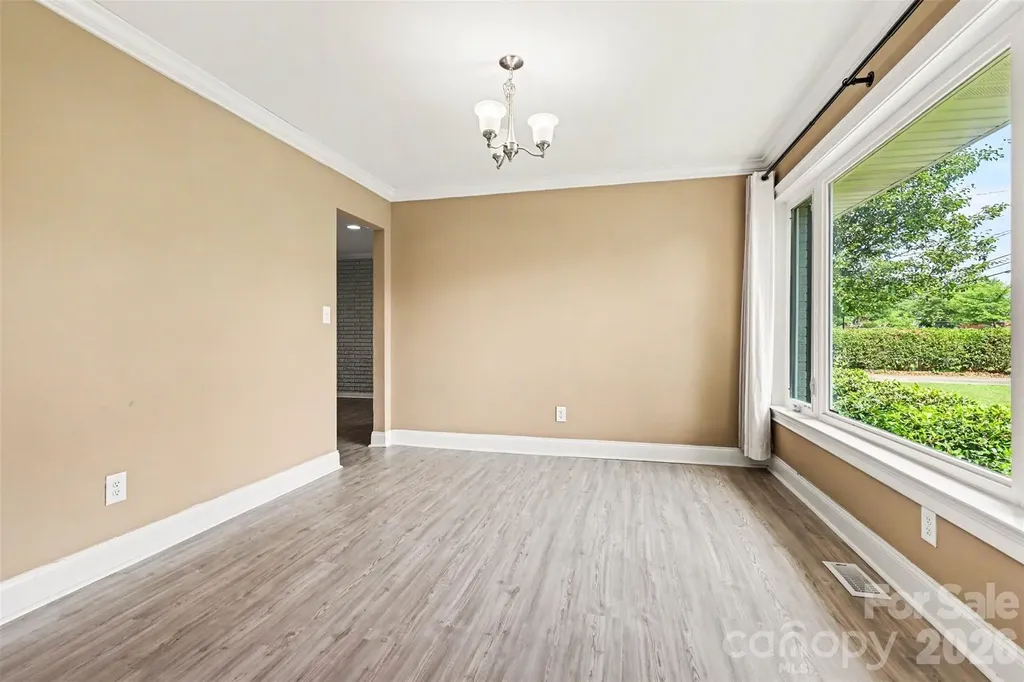 7048 Delta Lake Drive Charlotte NC 28215