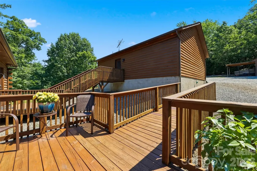 6389 Hwy 64/90 Highway W Taylorsville NC 28681