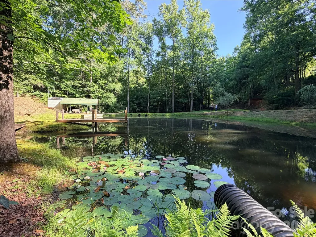 6389 Hwy 64/90 Highway W Taylorsville NC 28681