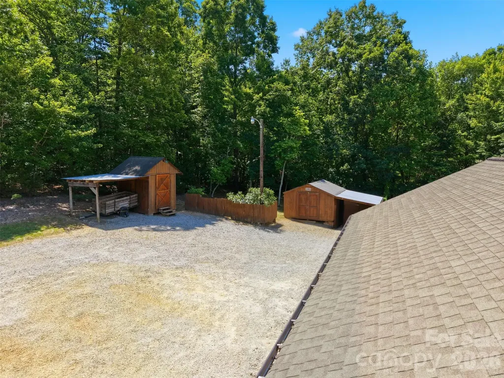 6389 Hwy 64/90 Highway W Taylorsville NC 28681