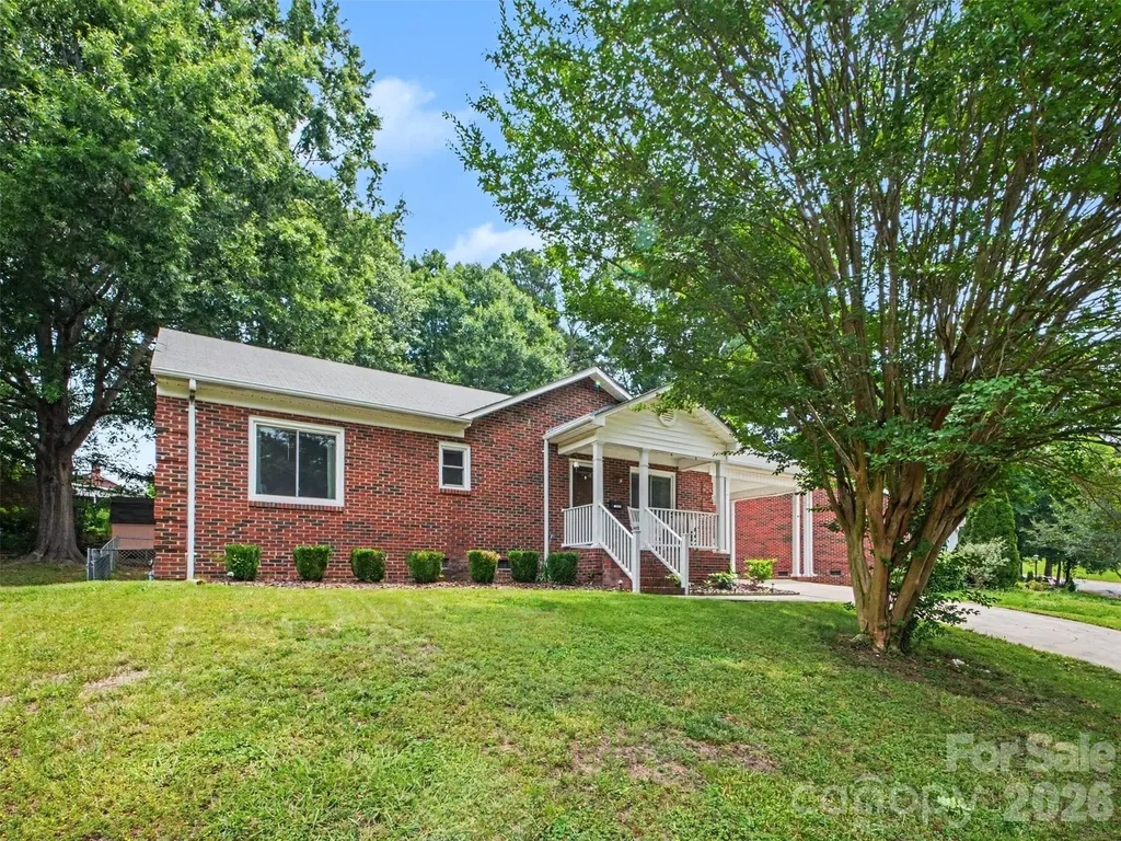1009 Autumn Lane Concord NC 28025