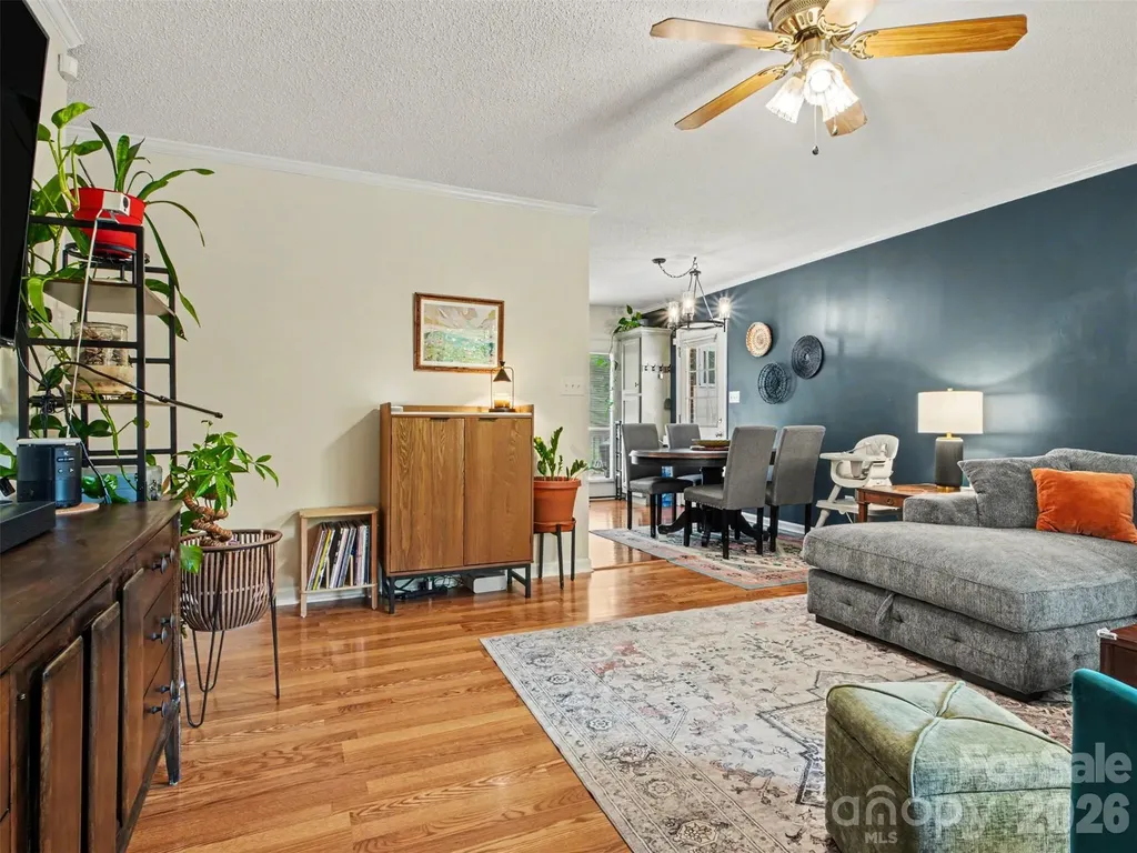 1009 Autumn Lane Concord NC 28025