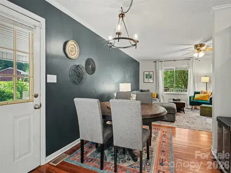 1009 Autumn Lane Concord NC 28025