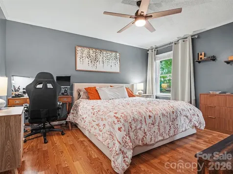 1009 Autumn Lane Concord NC 28025