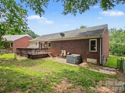 1009 Autumn Lane Concord NC 28025